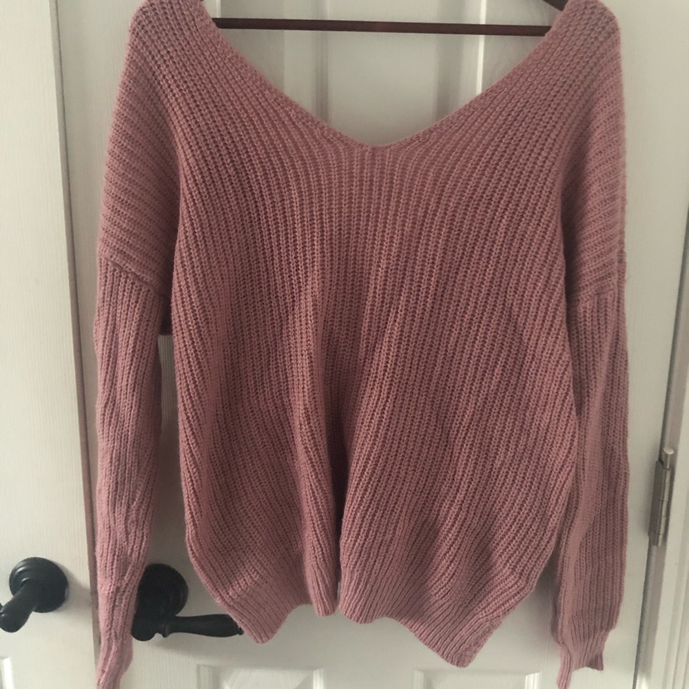 Forever21 twist back sweater S